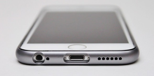 powersupport_arc_bumper_iphone6_0-700x356